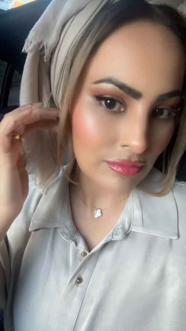 Blonde balayage colour with soft-glam make-up
